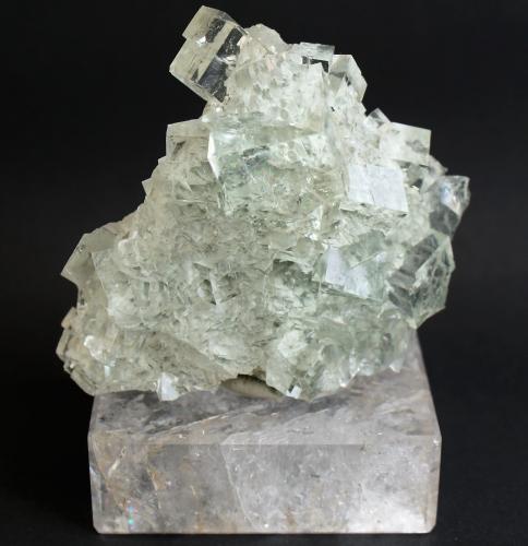 Fluorite<br />Dongshan Mine, Xianghualing Sn-polymetallic ore field, Linwu, Chenzhou Prefecture, Hunan Province, China<br />70mm x 70mm x 30mm<br /> (Author: Philippe Durand)