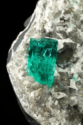 Beryl (variety emerald), Albite (variety cleavelandite), Dolomite, Pyrite<br />Chivor mining district, El Oriente Mine, Municipio Chivor, Eastern Emerald Belt, Boyacá Department, Colombia<br />52x54x30mm, xls=18 & 16mm<br /> (Author: Fiebre Verde)