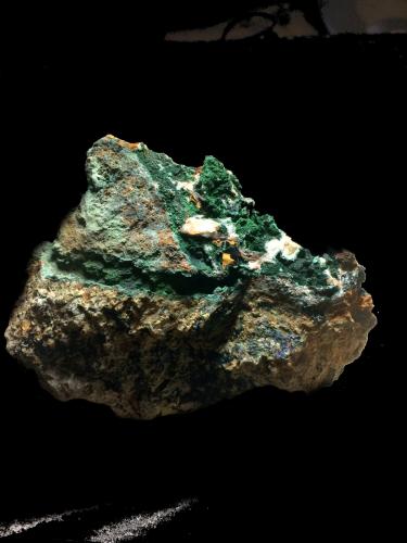 Malaquita<br />Mina Linda Mariquita, El Molar, Comarca Priorat, Tarragona, Cataluña / Catalunya, España<br />11x9cm<br /> (Autor: Obsi)