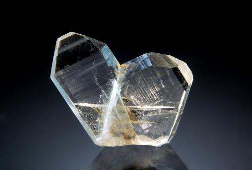 Quartz<br />Isla Naru (Narushima), Islas Gotoo, Prefectura de Nagasaki, Región Kyushu, Japón<br />1.9 x 2,0 cm<br /> (Author: crosstimber)