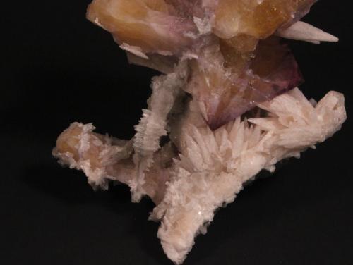 Fluorite, Calcite<br />Minerva I Mine, Ozark-Mahoning group, Cave-in-Rock Sub-District, Hardin County, Illinois, USA<br />135 mm x 100 mm x 79 mm<br /> (Author: Don Lum)