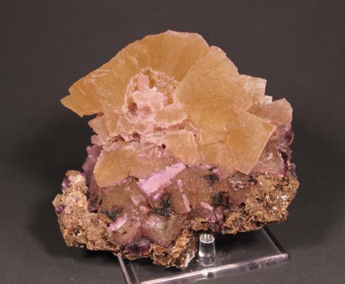 Fluorite, Barite<br />Minerva I Mine, Ozark-Mahoning group, Cave-in-Rock Sub-District, Hardin County, Illinois, USA<br />132 mm x 125 mm x 98 mm<br /> (Author: Don Lum)