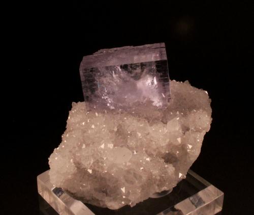 Fluorite<br />La Viesca Mine, La Collada mining area, Huergo, Siero, Comarca Oviedo, Principality of Asturias (Asturias), Spain<br />75 mm x 45 mm  x 42 mm<br /> (Author: Don Lum)