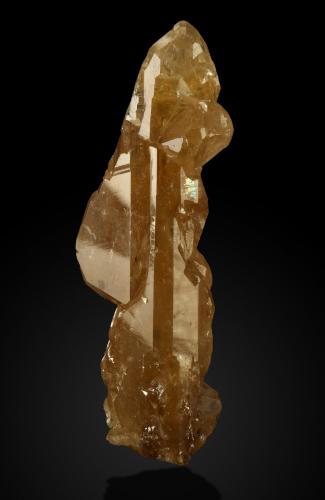 Cerussite<br />Les Dalles Mine (Lidal Mine), Mibladen mining district, Mibladen, Midelt, Midelt Province, Drâa-Tafilalet Region, Morocco<br />5.6 cm<br /> (Author: dontgogreen)