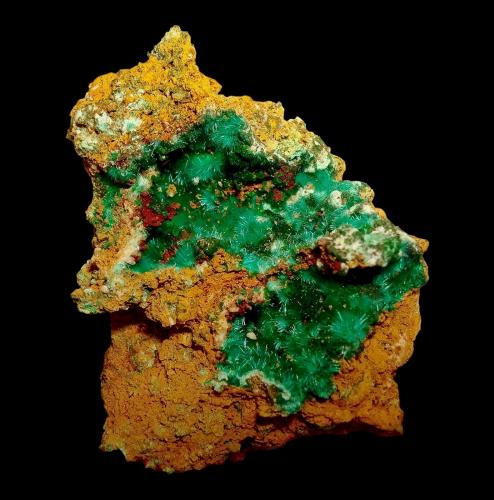 Mixite, Adamite (Variety Cuprian Adamite)<br />Hilarion Mine, Hilarion area, Kamariza Mines, Agios Konstantinos, Lavrion Mining District, Attikí (Attica) Prefecture, Greece<br />5 cm<br /> (Author: Nunzio)