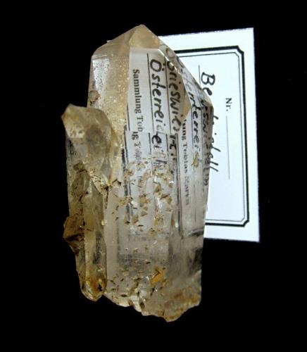 Quartz<br />Grieswies, zona Krumlkeeskopf, Valle Hüttwinkl, Valle Rauris, Distrito Zell am See, Hohe Tauern, Salzburgo/Salzburg, Austria<br />Crystal height 6,5 cm<br /> (Author: Tobi)