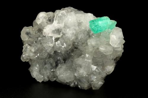 Beryl (variety emerald), Calcite, Quartz<br />Muzo mining district, Western Emerald Belt, Boyacá Department, Colombia<br />71x49x20mm, aggregate=15x9mm<br /> (Author: Fiebre Verde)