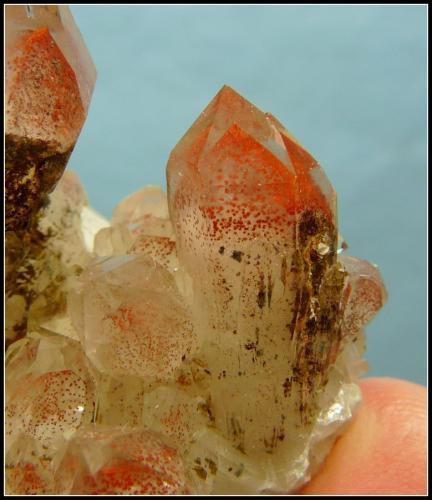 Quartz with iron oxide.<br />Orange river pegmatites, Kakamas, ZF Mgcawu District, Northern Cape Province, South Africa<br />45 x 43 x 30 mm<br /> (Author: Pierre Joubert)