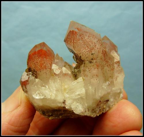 Quartz wiith iron oxide.<br />Orange river pegmatites, Kakamas, ZF Mgcawu District, Northern Cape Province, South Africa<br />45 x 43 x 30 mm<br /> (Author: Pierre Joubert)