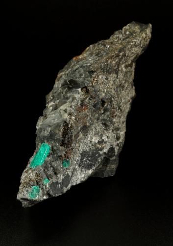 Beryl (variety emerald), Calcite, Pyrite<br />Muzo (distrito minero), Cinturón Esmeraldífero Occidental, Departamento Boyacá, Colombia<br />43x85x85mm, xl=13mm<br /> (Author: Fiebre Verde)