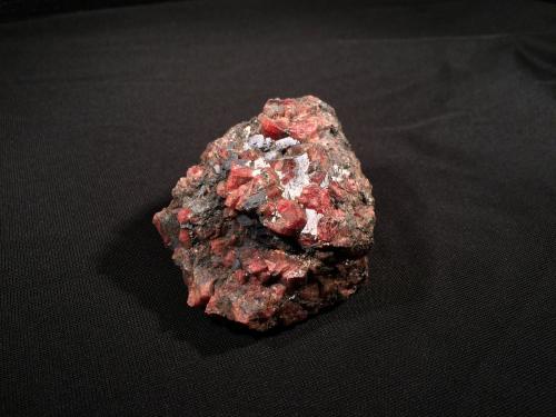 Rhodonite, Galena<br />Mina North (Mina North Broken Hill), Broken Hill, Condado Yancowinna, Nueva Gales del Sur, Australia<br />75 mm x 58 mm x 30 mm<br /> (Author: Robert Seitz)