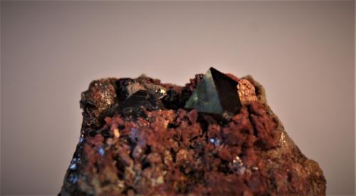 Cuprite<br />Mashamba West Mine, Kolwezi District, Lualaba, Katanga Copper Crescent, Katanga (Shaba), Democratic Republic of the Congo (Zaire)<br />40mm x 40mm x 40mm<br /> (Author: Philippe Durand)