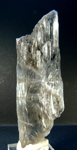 Yeso<br />Concesión Demasía a 3ª Teruelana, La Cañada de Verich, Comarca del Bajo Aragón, Teruel, Aragón, España<br />8 x 3 x 1,5 cm.<br /> (Autor: Felipe Abolafia)