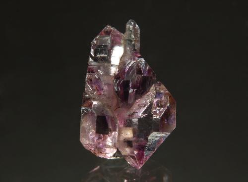 Quartz<br />Andilamela District, Alaotra-Mangoro Region, Toamasina Province, Madagascar<br />1.5 x 2.1 cm<br /> (Author: crosstimber)