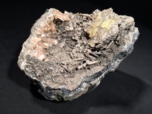 Anglesite, Galena<br />Touissit, Distrito Touissit, Provincia Jerada, Región Oriental, Marruecos<br />135 mm x 95 mm x 95 mm<br /> (Author: Robert Seitz)