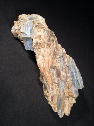 Kyanite, Quartz, Muscovite<br />Ray Mica Mine, Hurricane Mountain, Burnsville, Spruce Pine District, Yancey County, North Carolina, USA<br />190 mm x 80 mm x 75 mm<br /> (Author: Robert Seitz)