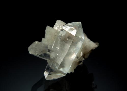 Quartz<br />Cantera Sainte-Clotilde-de-Châteauguay, Sainte-Clotilde-de-Châteauguay, Les Jardins-de-Napierville RCM, Montérégie, Québec, Canadá<br />1.6 x 2.0 cm<br /> (Author: crosstimber)