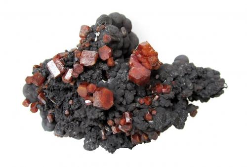 Vanadinite, Goethite<br />Taouz, Provincia Er Rachidia, Región Drâa-Tafilalet, Marruecos<br />Specimen size 10 cm, largest crystal 1,3 cm<br /> (Author: Tobi)