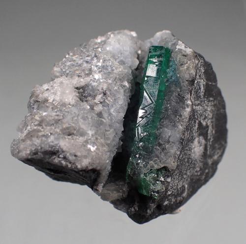 Beryl (variety emerald), Calcite<br />Coscuez mining district, Municipio San Pablo de Borbur, Western Emerald Belt, Boyacá Department, Colombia<br />50mm x 42mm x 37mm<br /> (Author: Don Lum)