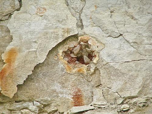 Calcite on Dolomite<br />State Route 56 road cut, Canton, Washington County, Indiana, USA<br />geode is 18+ cm. The largest calcites are about 6 - 7 cm<br /> (Author: Bob Harman)