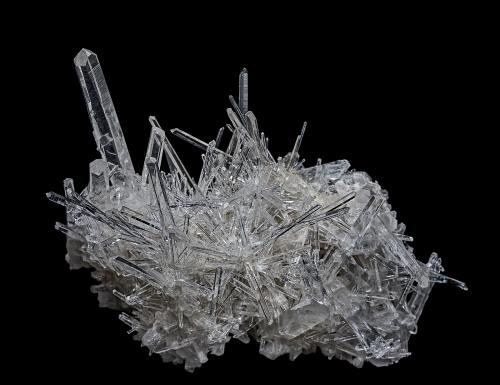 Quartz<br />Florián, Municipio Florián, Provincia Vélez, Departamento Santander, Colombia<br />10.8 x 9.6 cm<br /> (Author: am mizunaka)