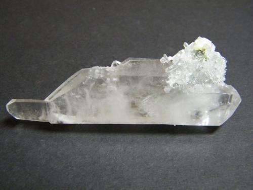 Quartz<br />Montes Goboboseb, Zona Brandberg, Región Erongo, Namibia<br />87mm x 32mm x 18mm<br /> (Author: Heimo Hellwig)