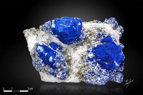 Lazurite and Nepheline<br />Auraghuq, Jurm, Koksha Valley, Khash & Kuran Wa Munjan Districts, Badakhshan Province, Afghanistan<br />124 x 75 mm<br /> (Author: Manuel Mesa)