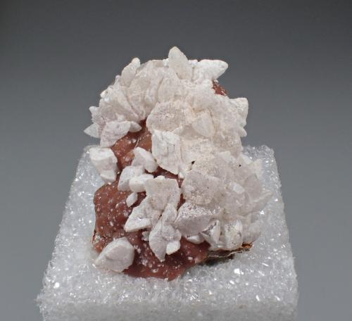 Calcite, Smithsonite, Sphalerite<br />Monte Cristo Mine, Rush, Rush Creek District, Marion County, Arkansas, USA<br />32mm x 28mm x 30mm<br /> (Author: Don Lum)