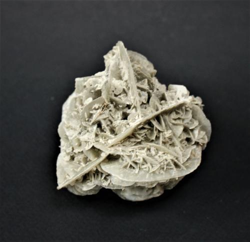 Gypsum<br />Capestang, Béziers District, Hérault, Occitanie, France<br />60mm x 50mm x 50mm<br /> (Author: Philippe Durand)