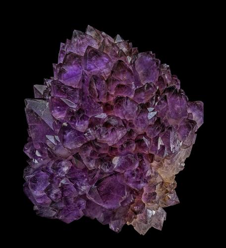 Quartz (variety amethyst)<br />Reel Mine, Iron Station, Lincoln County, North Carolina, USA<br />14.0 x 16.0 cm<br /> (Author: am mizunaka)