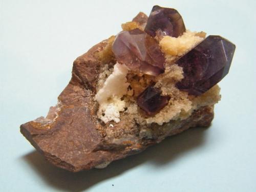 Quartz (variety amethyst)<br />Goboboseb Mountains, Brandberg area, Erongo Region, Namibia<br />60mm x 48mm x 37mm<br /> (Author: Heimo Hellwig)