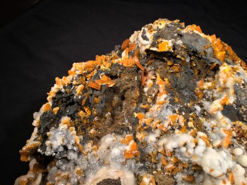 Wulfenite, Calcite<br />Mina Erupción (Mina Ahumada), Sierra de Los Lamentos, Municipio Ahumada, Chihuahua, México<br />265 mm x 190 mm x 105 mm<br /> (Author: Robert Seitz)