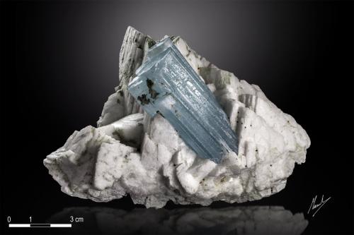 Beryl (variety aquamarine)<br />Rondu, Indus Valley, Baltistan District, Gilgit-Baltistan (Northern Areas), Pakistan<br />130 x 90 mm<br /> (Author: Manuel Mesa)