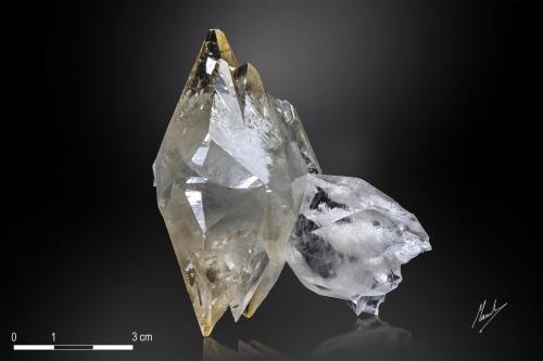 Calcite<br />Elmwood Mine, Carthage, Central Tennessee Ba-F-Pb-Zn District, Smith County, Tennessee, USA<br />87 X 81 mm<br /> (Author: Manuel Mesa)