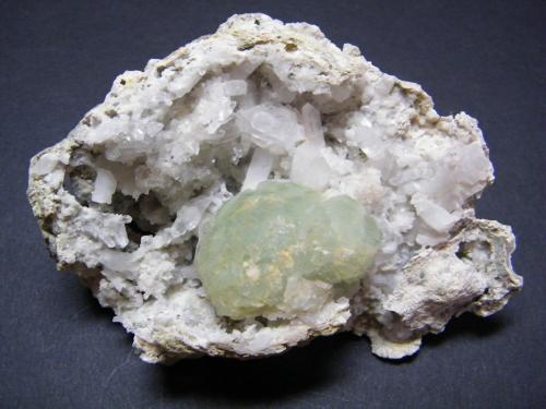 Prehnite and Quartz<br />Montes Goboboseb, Zona Brandberg, Región Erongo, Namibia<br />110mm x 74mm x 35mm<br /> (Author: Heimo Hellwig)