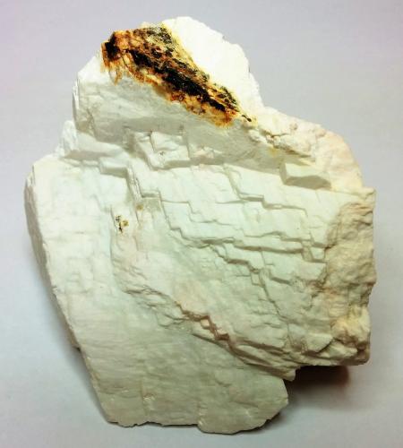 Ortoclasa<br />Isabel Quarry (La Saludadora Quarry), La Cabrera pluton, Valdemanco, Comarca Sierra de Guadarrama, Community of Madrid, Spain<br />7 x 5,5 cm<br /> (Autor: FranHB)