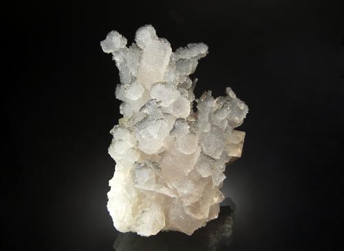 Barite<br />Murray Mine, Independence Mountains District, Elko County, Nevada, USA<br />7.2 x 8.2 cm<br /> (Author: crosstimber)
