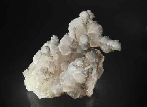 Barite<br />Murray Mine, Independence Mountains District, Elko County, Nevada, USA<br />7.2 x 8.2 cm<br /> (Author: crosstimber)