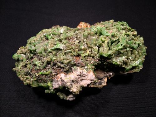 Pyromorphite<br />Mina Daoping, Gongcheng, Prefectura Guilin, Región Autónoma Guangxi Zhuang, China<br />130 mm x 90 mm x 45 mm<br /> (Author: Robert Seitz)