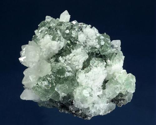 Fluorite with Quartz<br />Ruyuan Fluorite Mine, Ruyuan, Shaoguan Prefecture, Guangdong Province, China<br />97 x 87 x 67 mm<br /> (Author: GneissWare)