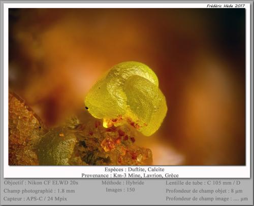 Duftite on Calcite<br />Mina Km-3, Lavrion, Distrito minero Lavrion, Prefectura Attikí (Attica), Grecia<br />fov 1.8 mm<br /> (Author: ploum)