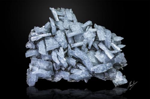 Baryte<br />Teresita Mine, Campos de Golf, Atamaría, Cartagena, Comarca Campo de Cartagena, Region of Murcia (Murcia), Spain<br />118 x 87 mm<br /> (Author: Manuel Mesa)