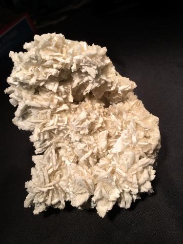 Barite<br />La Unión Mines, Mines of the Cartagena-La Unión mountain range, Cartagena, Comarca Campo de Cartagena, Region of Murcia (Murcia), Spain<br />140 mm x 110 mm x 90 mm<br /> (Author: Robert Seitz)