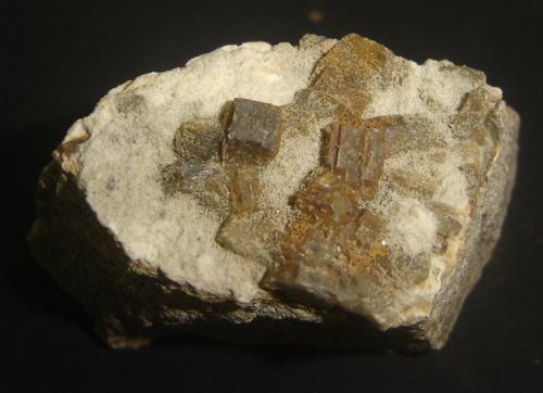 Stellerita<br />Monte Bérico, Caxias do Sul, Nordeste Rio-grandense, Rio Grande do Sul, Brasil<br />4,8 x 4,5 x 4,5 cm.<br /> (Autor: Anisio Claudio)