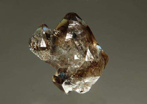 Quartz<br />Mina Smoky Mountain Crystal, Ashland, Condado Schuylkill, Pennsylvania, USA<br />2.4 x 2.6 cm<br /> (Author: crosstimber)