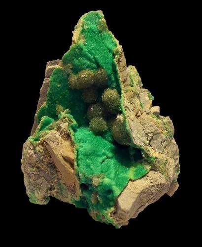 Variscite, Wavellite<br />Mina Avant, Avant, Condado Garland, Arkansas, USA<br />5.7 cm<br /> (Author: Nunzio)