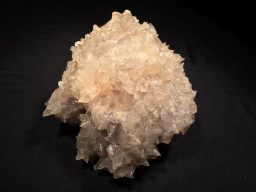 Fluorite, Calcite<br />Koh-i-Maran, Kalat District, Balochistan (Baluchistan), Pakistan<br />110 mm x 100 mm 85 mm<br /> (Author: Robert Seitz)