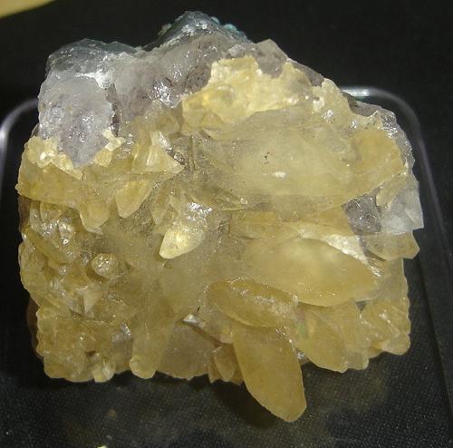Calcita<br />Iraí, Alto Uruguai region, Rio Grande do Sul, Brazil<br />7 x 7 x 4 cm<br /> (Autor: Anisio Claudio)
