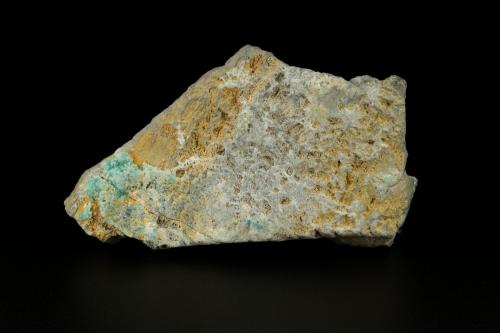 Beryl (variety emerald), Albite (variety cleavelandite)<br />Gachalá mining district, Municipio Gachalá, Eastern Emerald Belt, Cundinamarca Department, Colombia<br />86x49x11mm, xls=14 & 12mm<br /> (Author: Fiebre Verde)