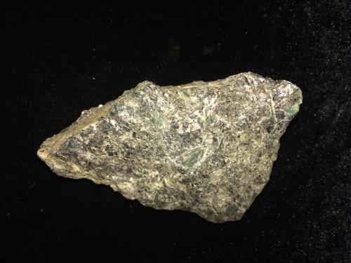 Emerald, Quartz, Schist<br />Mitchell County, North Carolina, USA<br />91 mm x 57 mm x 42 mm<br /> (Author: Robert Seitz)